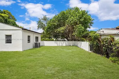 360 NW 179th Ter, Miami Gardens, FL 33169 - Photo 27