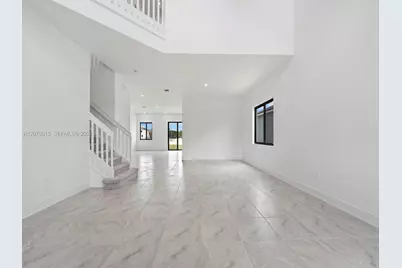18911 SW 317th Ter, Homestead, FL 33030 - Photo 5