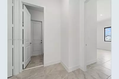 18911 SW 317th Ter, Homestead, FL 33030 - Photo 19
