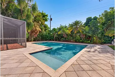 16111 SW 103rd Ct, Miami, FL 33157 - Photo 7