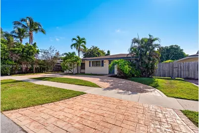 16111 SW 103rd Ct, Miami, FL 33157 - Photo 3