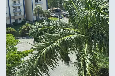 4550 NW 9th St #709E, Miami, FL 33126 - Photo 27