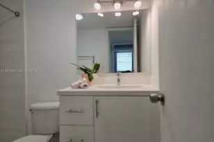 4550 NW 9th St, Miami, FL 33126 - Photo 9
