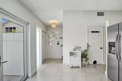 3000 NW 5th Ter #112, Pompano Beach, FL 33064 - Photo 17