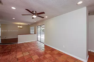 7518 NW 42nd Dr, Coral Springs, FL 33065 - Photo 5