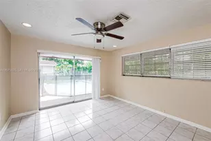 7518 NW 42nd Dr, Coral Springs, FL 33065 - Photo 11