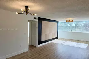5055 NW 7th St, Miami, FL 33126 - Photo 17