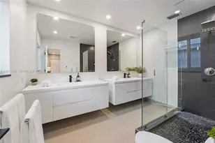 2820 NE 60th St, Fort Lauderdale, FL 33308 - Photo 23