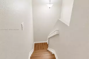 612 SW 11th St, Florida City, FL 33034 - Photo 19