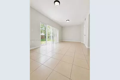 612 SW 11th St, Florida City, FL 33034 - Photo 11