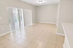 612 SW 11th St, Florida City, FL 33034 - Photo 9