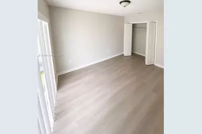 612 SW 11th St, Florida City, FL 33034 - Photo 13