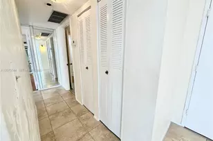 1351 NE Miami Gardens Dr, Miami, FL 33179 - Photo 11