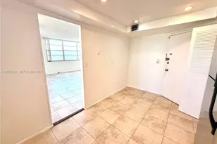 1351 NE Miami Gardens Dr, Miami, FL 33179 - Photo 7
