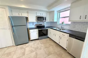1351 NE Miami Gardens Dr, Miami, FL 33179 - Photo 1