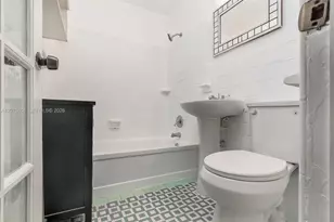 255 W 24th St, Miami Beach, FL 33140 - Photo 7