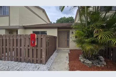 3050 NW 106th Ave #7, Sunrise, FL 33322 - Photo 1