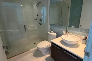 2950 NE 188th St, Aventura, FL 33180 - Photo 17