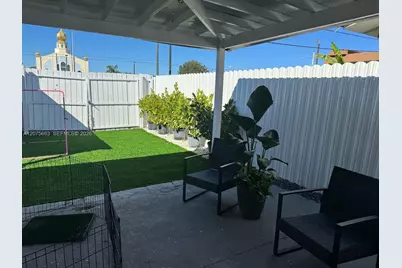 30 NW 56th Ct, Miami, FL 33126 - Photo 15