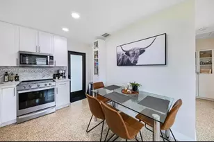 30 NW 56th Ct, Miami, FL 33126 - Photo 11