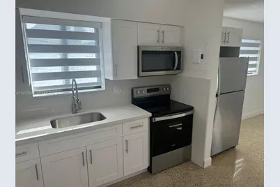 30 NW 56th Ct, Miami, FL 33126 - Photo 27