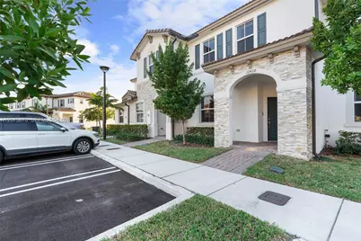 12428 NW 23rd Ct, Miami, FL 33167 - Photo 3