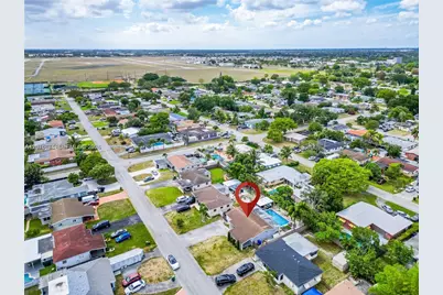 7031 SW 12th St, Pembroke Pines, FL 33023 - Photo 19