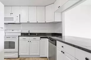 1470 NE 123rd St, North Miami, FL 33161 - Photo 3