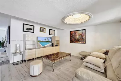 2716 NE 8th St #2716, Hallandale Beach, FL 33009 - Photo 29