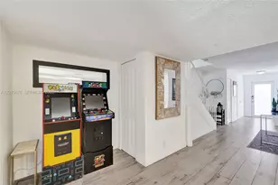 2716 NE 8th St, Hallandale Beach, FL 33009 - Photo 55