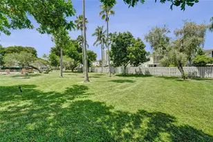 2716 NE 8th St, Hallandale Beach, FL 33009 - Photo 63