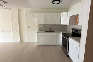 1800 NW 24th Ave, Miami, FL 33125 - Photo 5