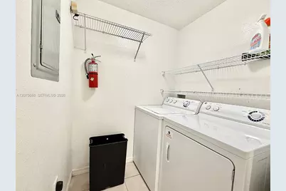2726 Anzio Ct #306, Palm Beach Gardens, FL 33410 - Photo 9
