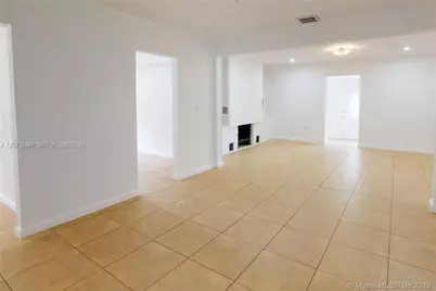 88 NW 85th St #1, Miami, FL 33150 - Photo 7