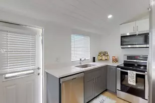 88 NW 85th St, Miami, FL 33150 - Photo 11