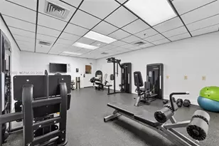 1201 S Ocean Dr, Hollywood, FL 33019 - Photo 23