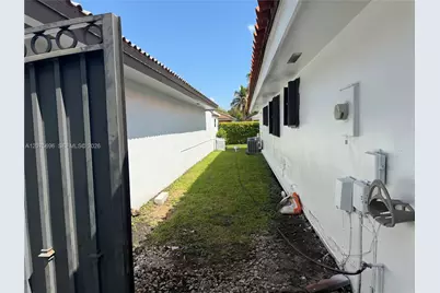 13255 NW 8th St #13255, Miami, FL 33182 - Photo 15