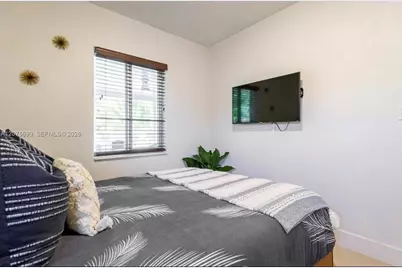 1243 NW 3rd Ave, Fort Lauderdale, FL 33311 - Photo 23
