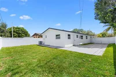 1125 NW 27th Ave, Fort Lauderdale, FL 33311 - Photo 9