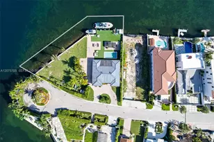 333 Atlantic Ave, Sunny Isles Beach, FL 33160 - Photo 3