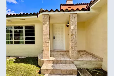 8775 SW 53rd Ct #REAR, Miami, FL 33143 - Photo 13