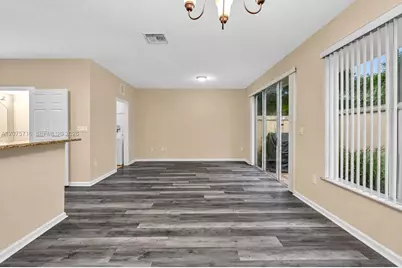 3222 NW 31st Ter, Oakland Park, FL 33309 - Photo 7