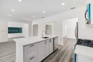 340 NE 125th St, North Miami, FL 33161 - Photo 13