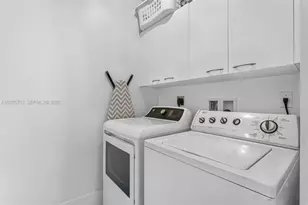 16001 SW Collins Ave, Sunny Isles Beach, FL 33160 - Photo 57