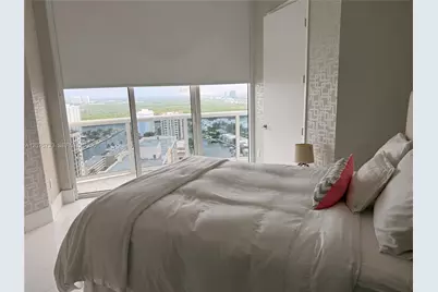 16001 SW Collins Ave #2406, Sunny Isles Beach, FL 33160 - Photo 11