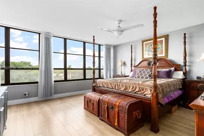 600 Three Islands Blvd #305, Hallandale Beach, FL 33009 - Photo 19
