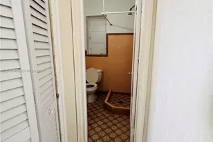 3072 SW 16th St, Miami, FL 33145 - Photo 9