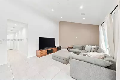 8250 SW 86th Ct, Miami, FL 33143 - Photo 17