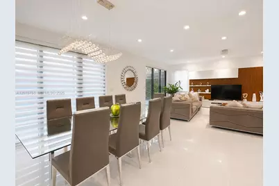 6989 NW 104th Ct, Doral, FL 33178 - Photo 13