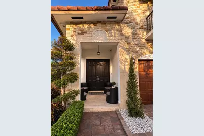 6989 NW 104th Ct, Doral, FL 33178 - Photo 3